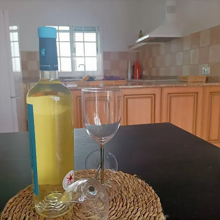 Mara's House, Oasis De Paz * Nazaret